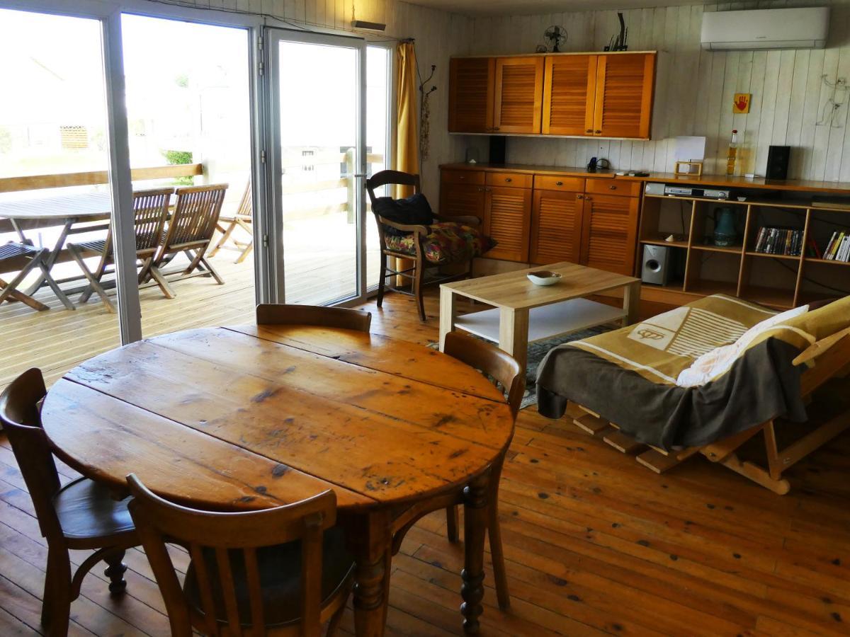 Un Chalet En Bois A La Plage Gruissan Exterior foto