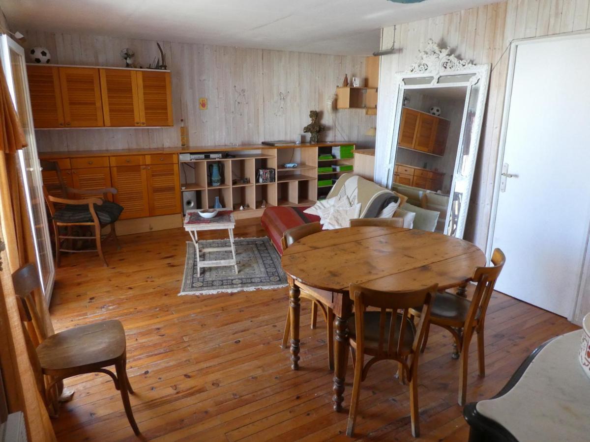 Un Chalet En Bois A La Plage Gruissan Exterior foto